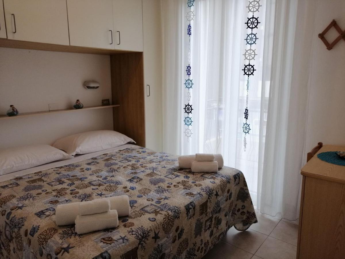 Hotel Alba リミニ エクステリア 写真