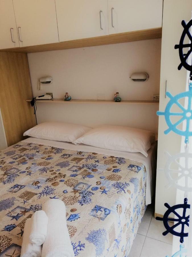 Hotel Alba リミニ エクステリア 写真